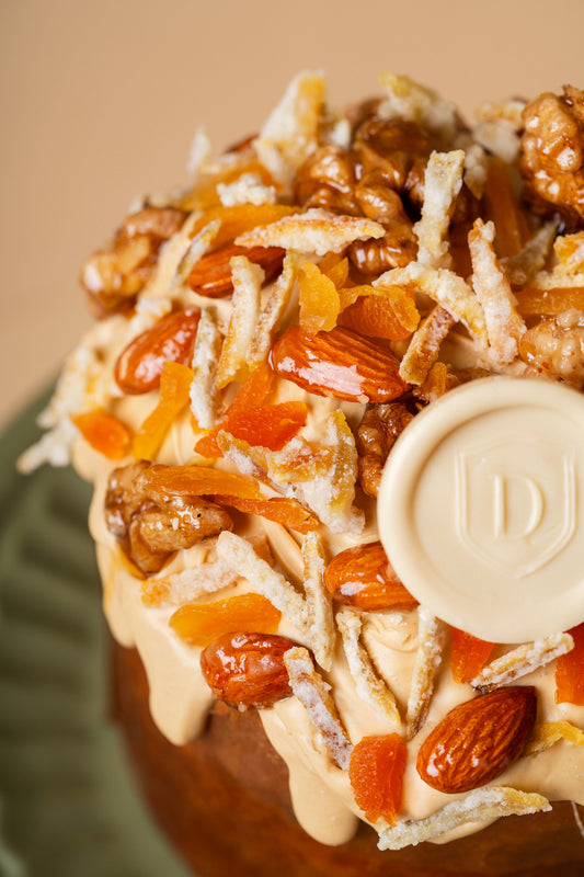 PANETONE DE FRUTAS, LARANJA E CASTANHAS